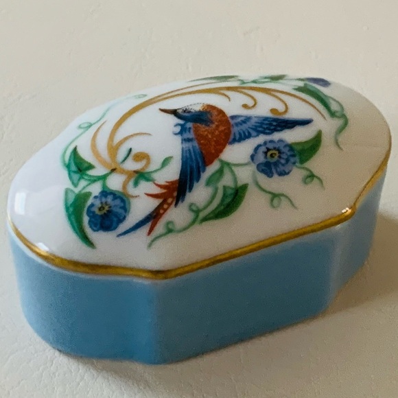 Limoges costel France trinket box - Picture 9 of 11